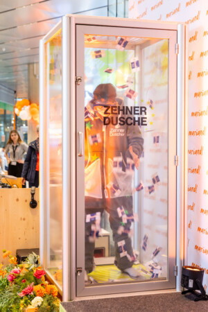 10 Jahre MAK Gutschein-Dusche